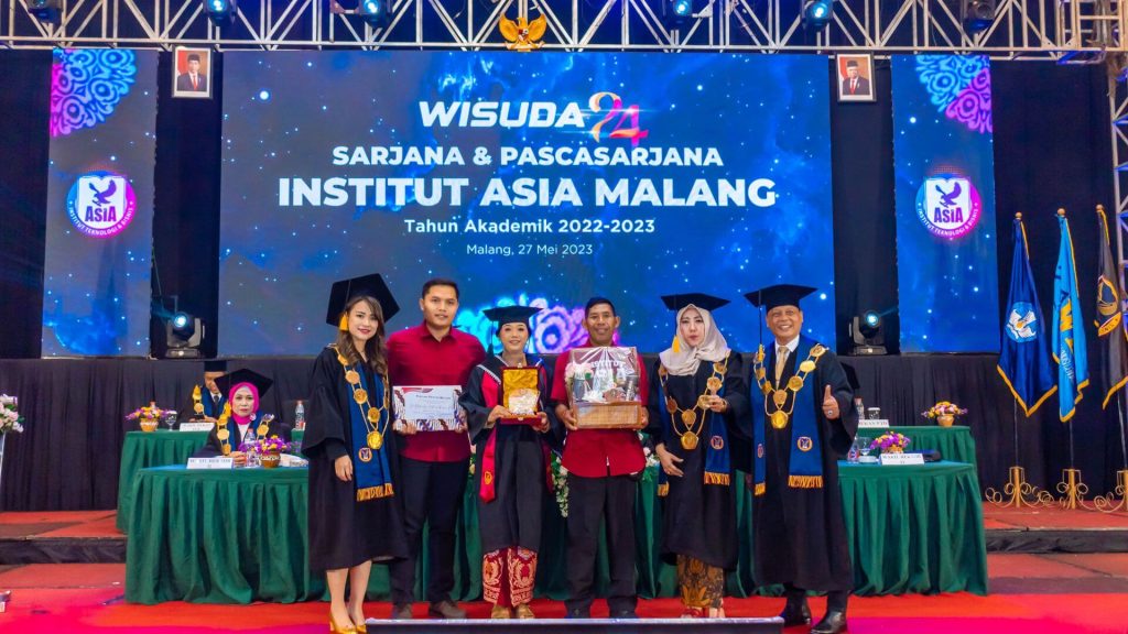 Meraih Gelar Magister Manajemen di Institut Asia