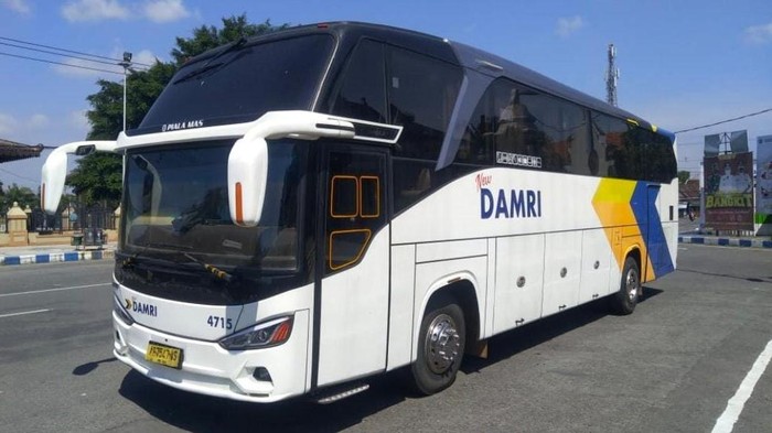 Bus Damri Jogja